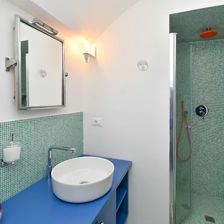 Lentisco לינה וארוחת בוקר 4*