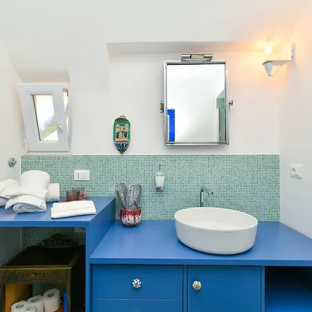 לינה וארוחת בוקר Lentisco